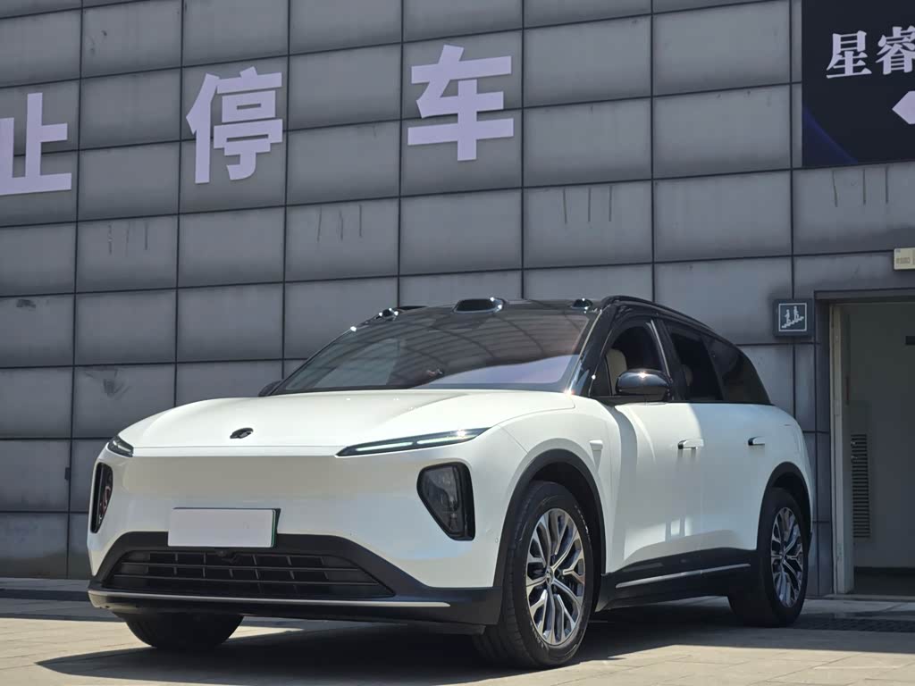 NIO ES6