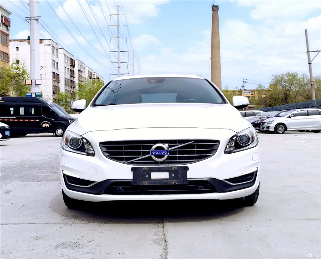 Volvo V60, 2015 2