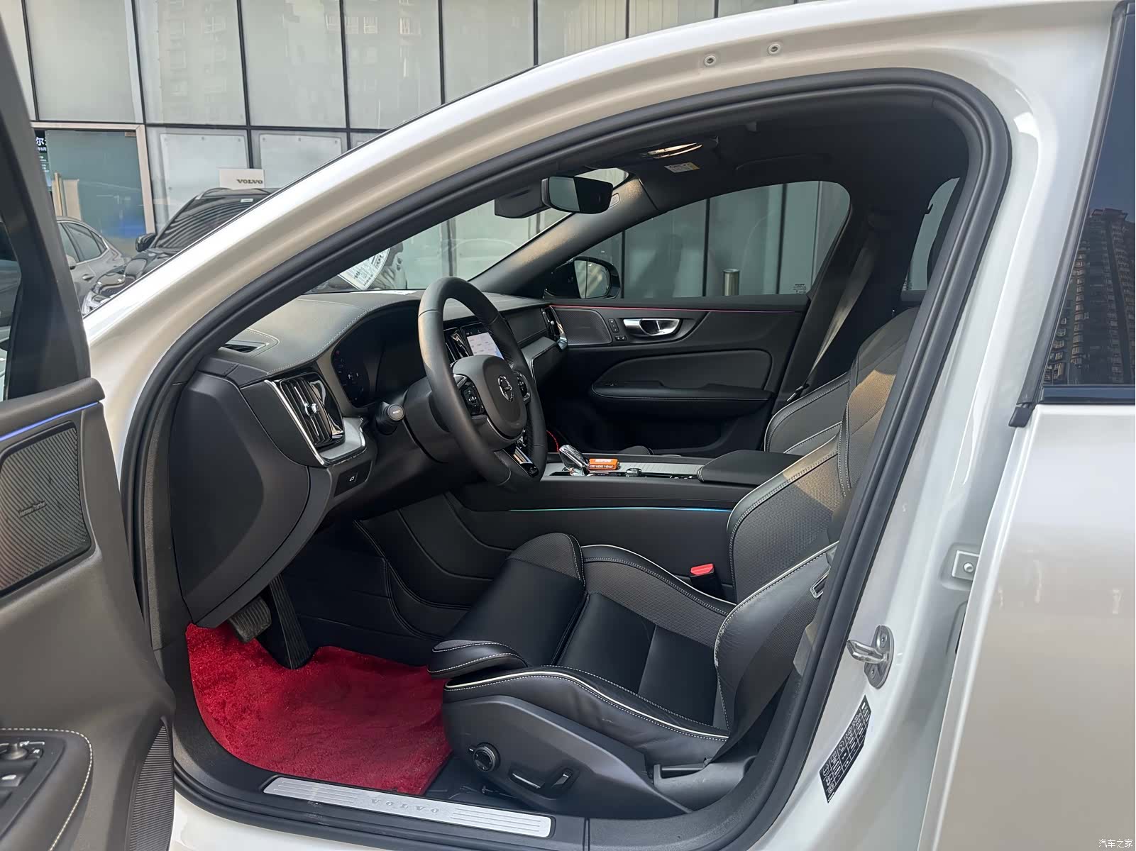 Volvo S60, 2023 8