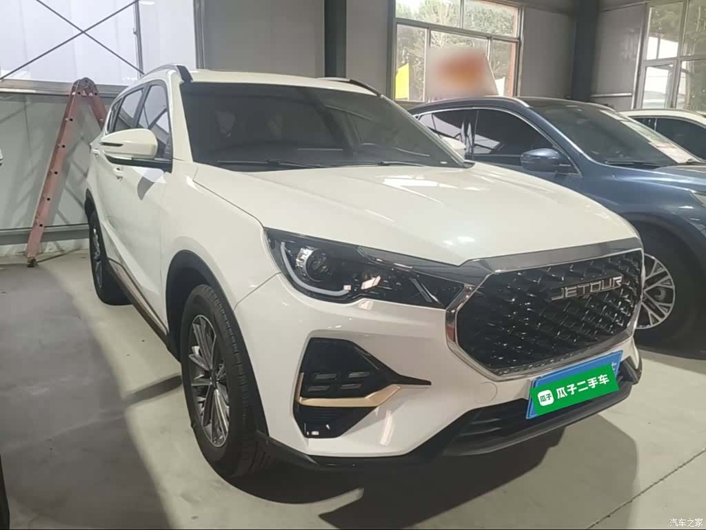 Jetour X70, 2025 4