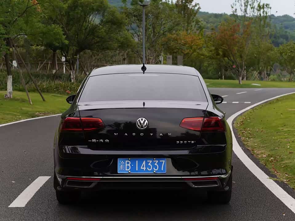 Volkswagen Magotan