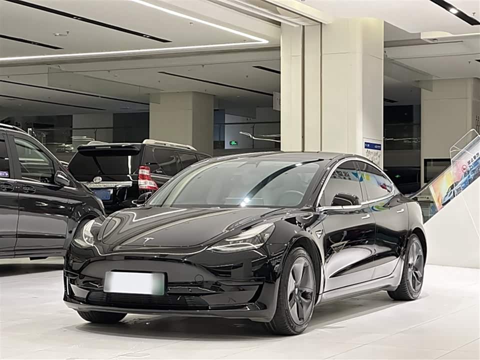 Tesla Model 3 Tesla Model 3
