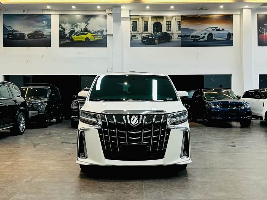 Toyota Alphard 2018, фото 2