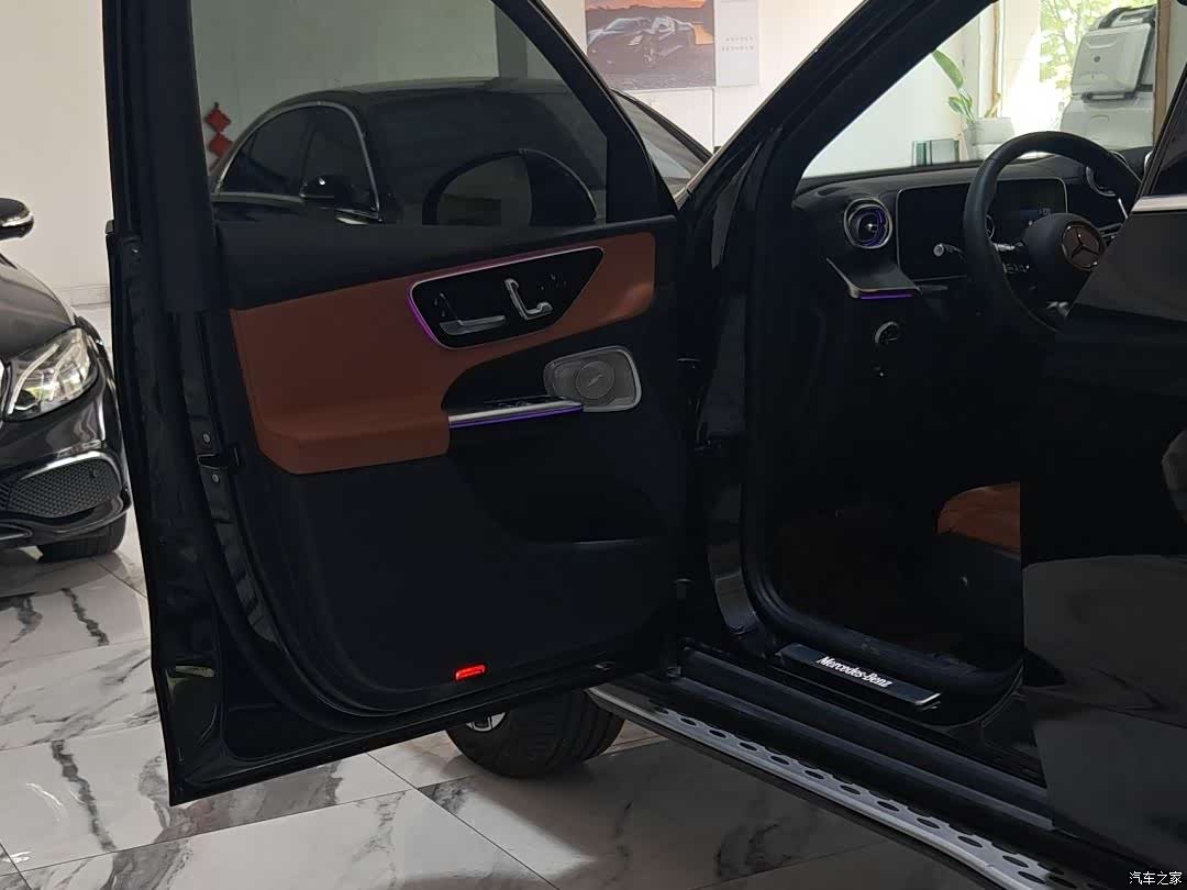 Mercedes-Benz GLC, 2024 8