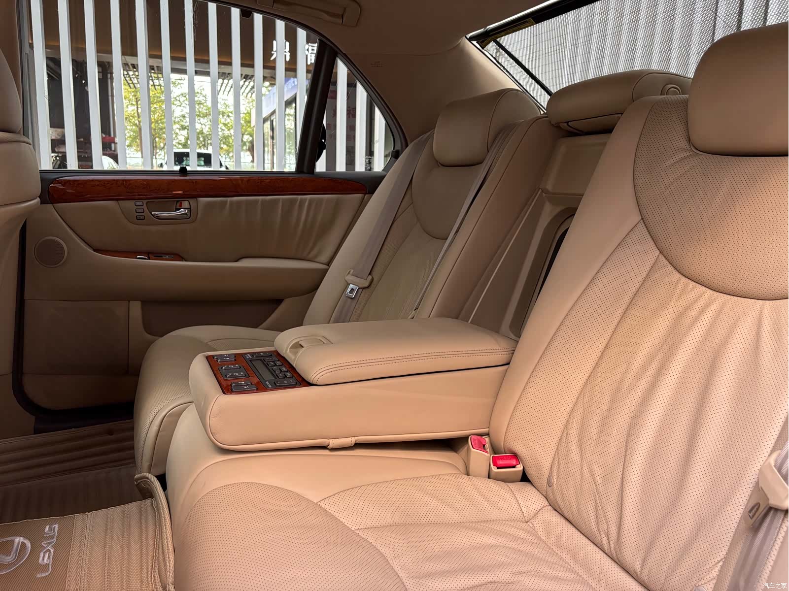 Lexus LS, 2005 12