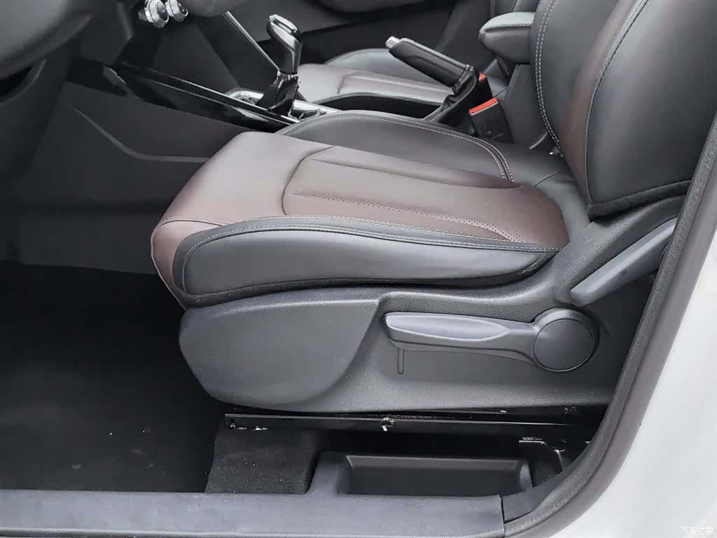 Changan CS15, 2020 20