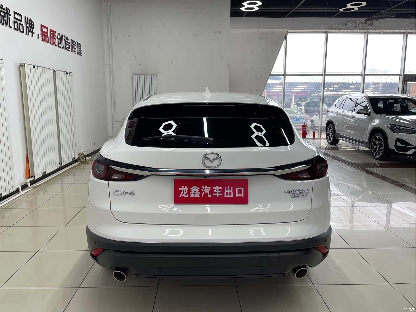Mazda CX-4, 2023 все фото