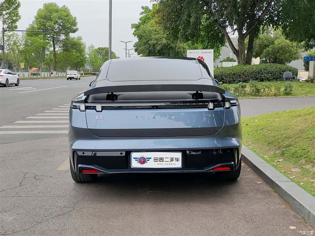 Lynk & Co Z10, 2026 все фото