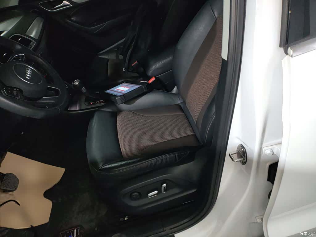 Audi Q3, 2019 11