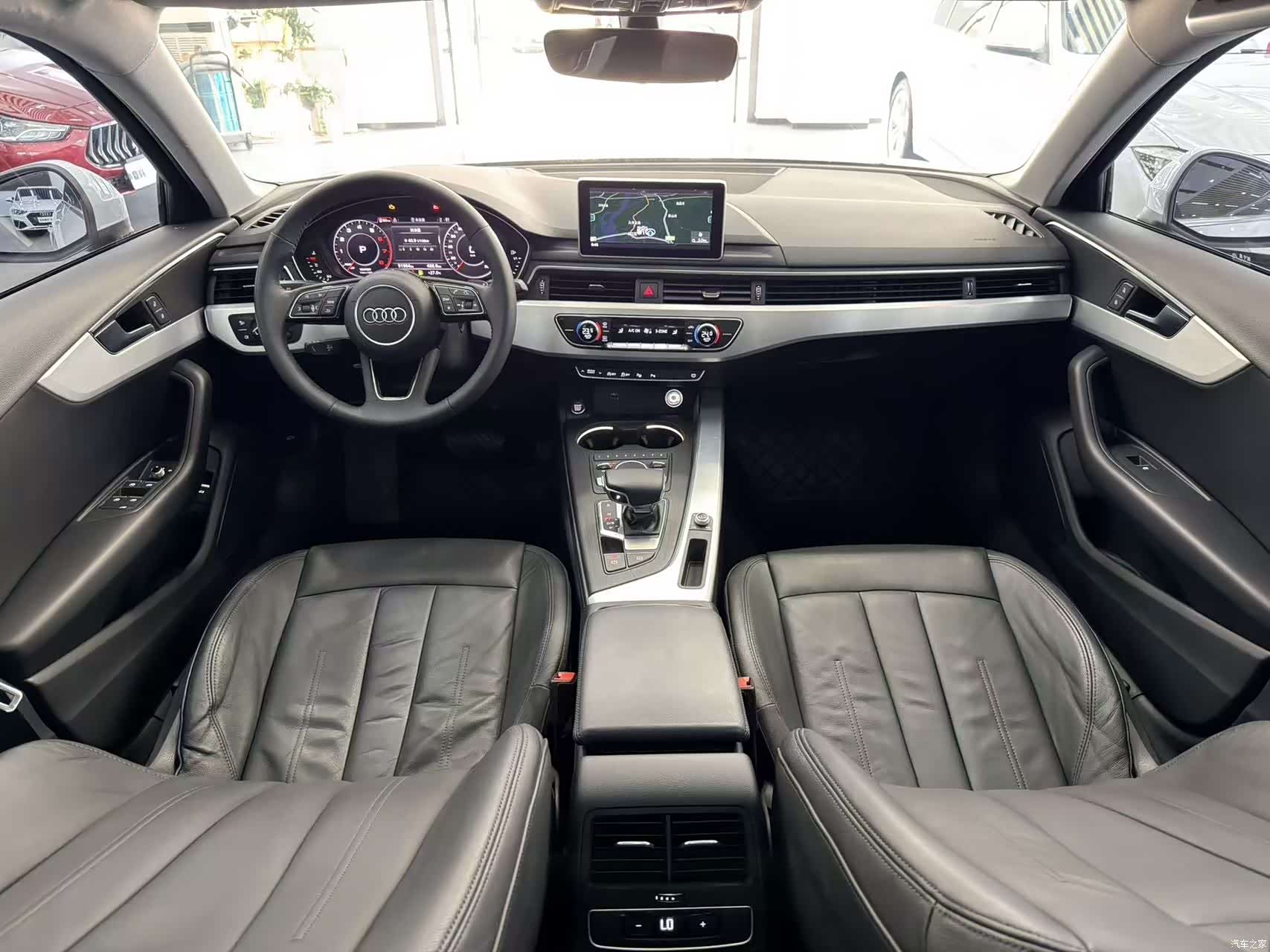 Audi A4L, 2019 7