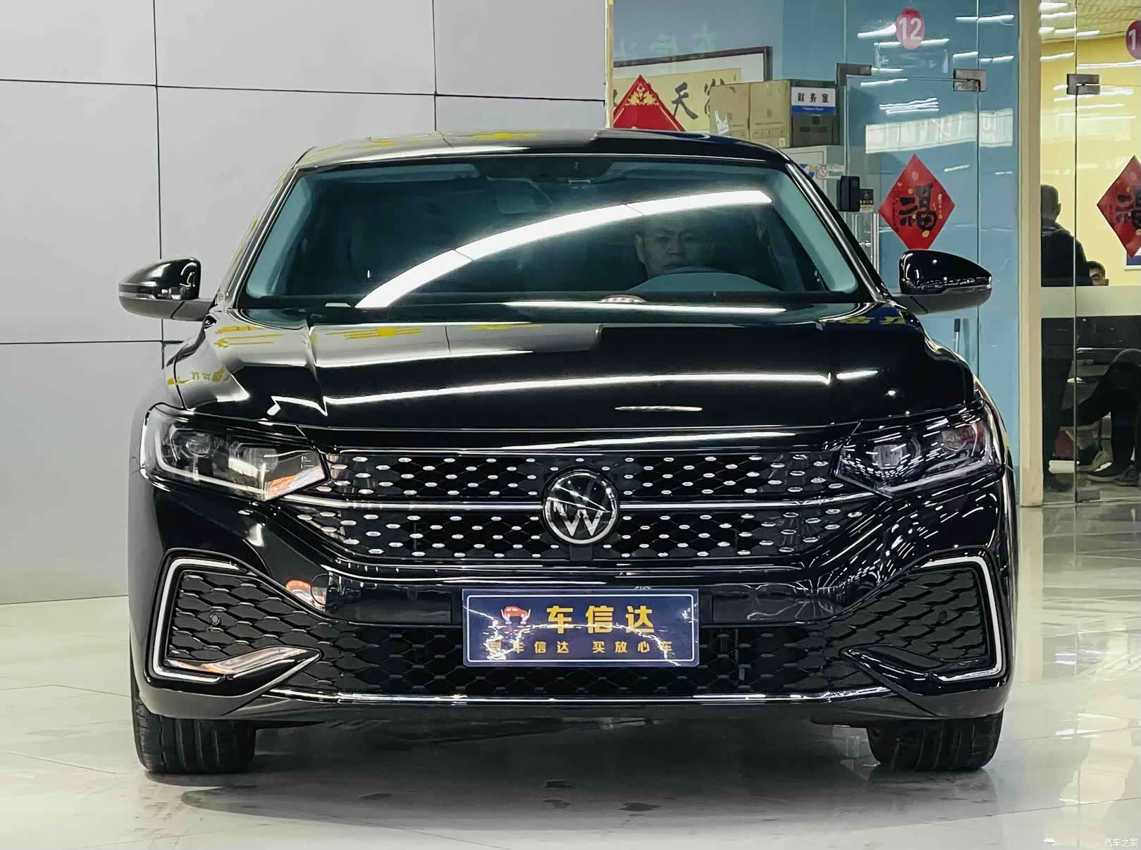 Volkswagen Passat, 2025 1