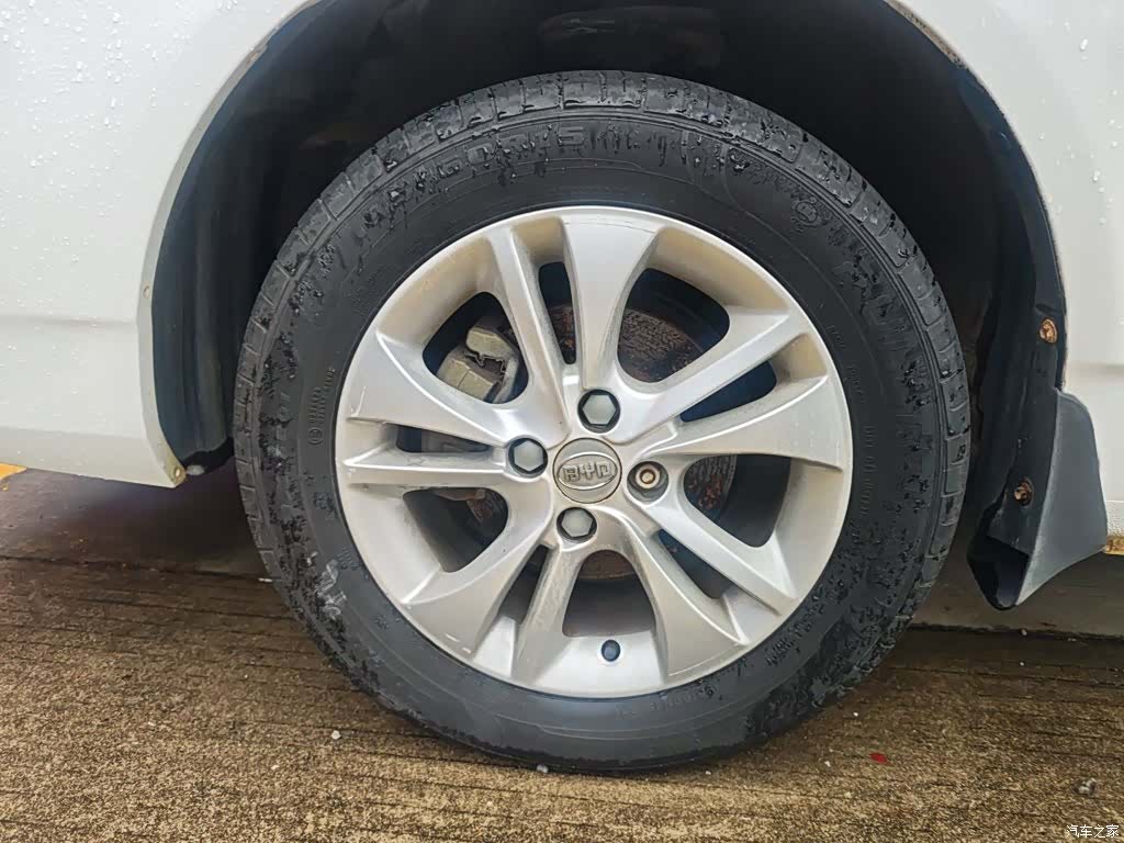 BYD F3, 2018 25