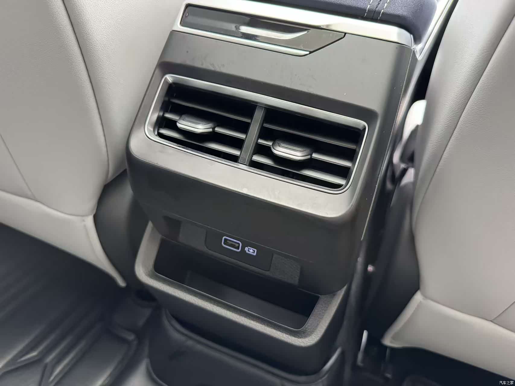 Geely Preface, 2023 19