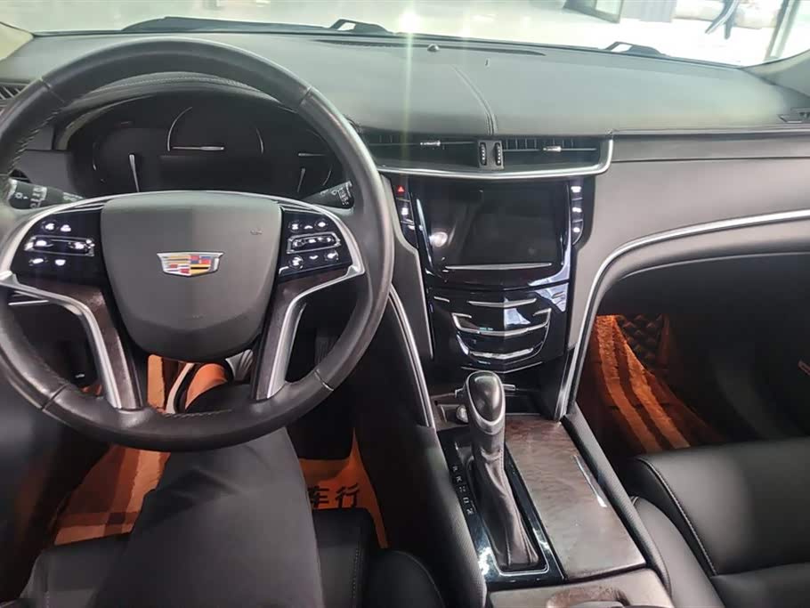 Cadillac XTS