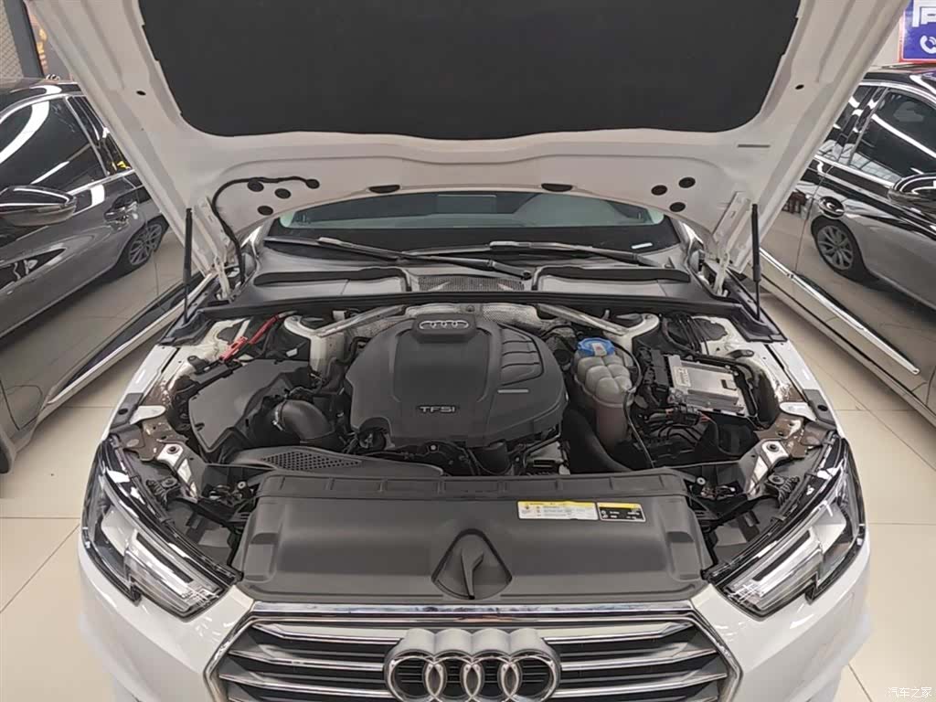 Audi A4L, 2018 20