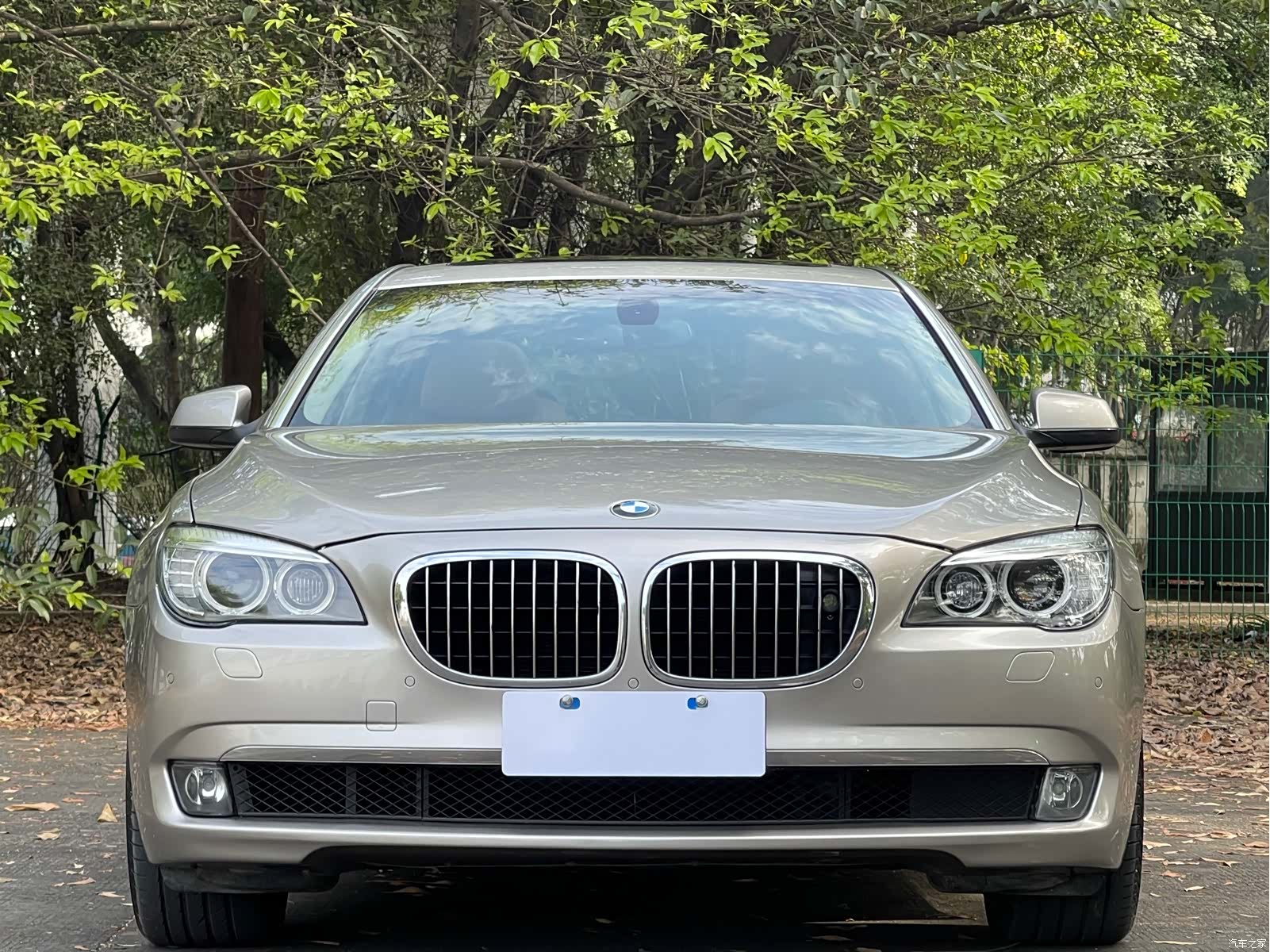 BMW 7 Series, 2011 2