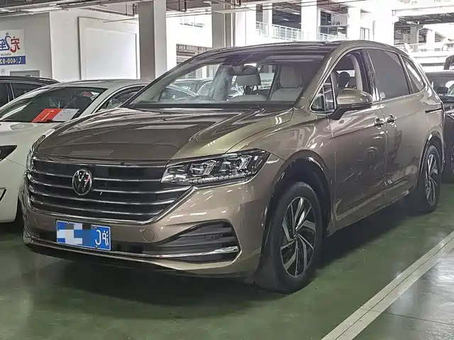 Volkswagen Viloran 2022 — купить из Китая под заказ