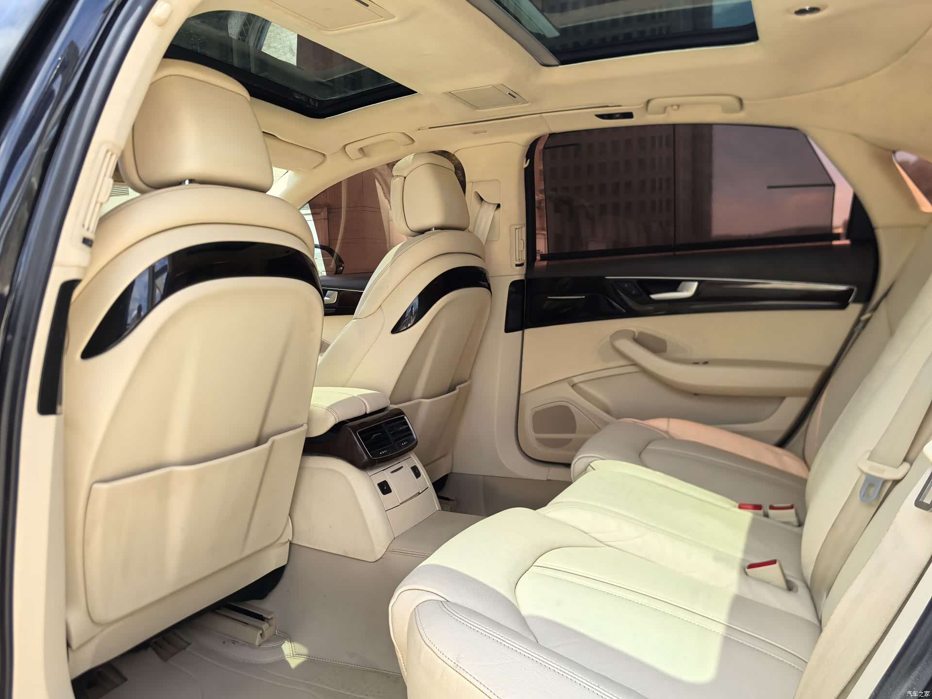 Audi A8L, 2011 49