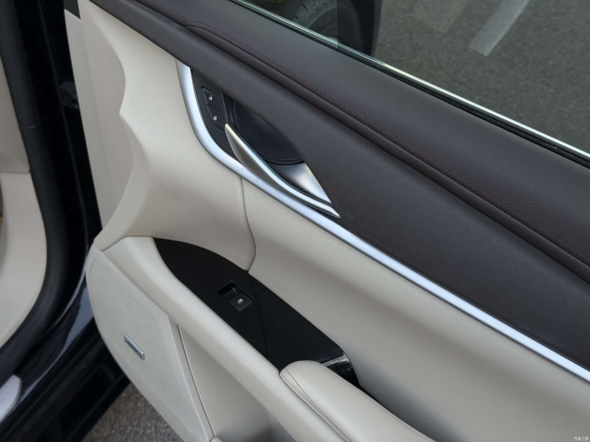 Cadillac XTS, 2017 13