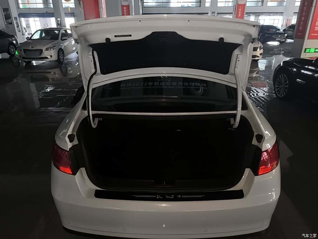 Geely Emgrand, 2020 19