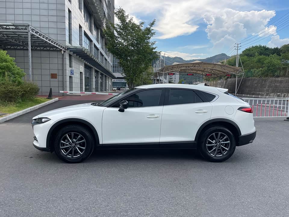 Mazda CX-4