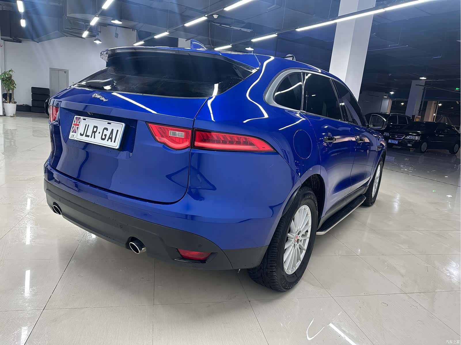 Jaguar F-PACE, 2018 4