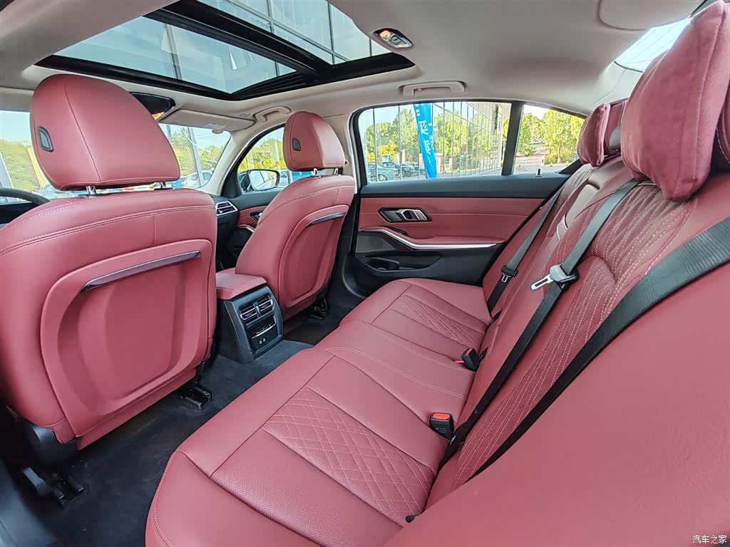 BMW 3 Series, 2025 20