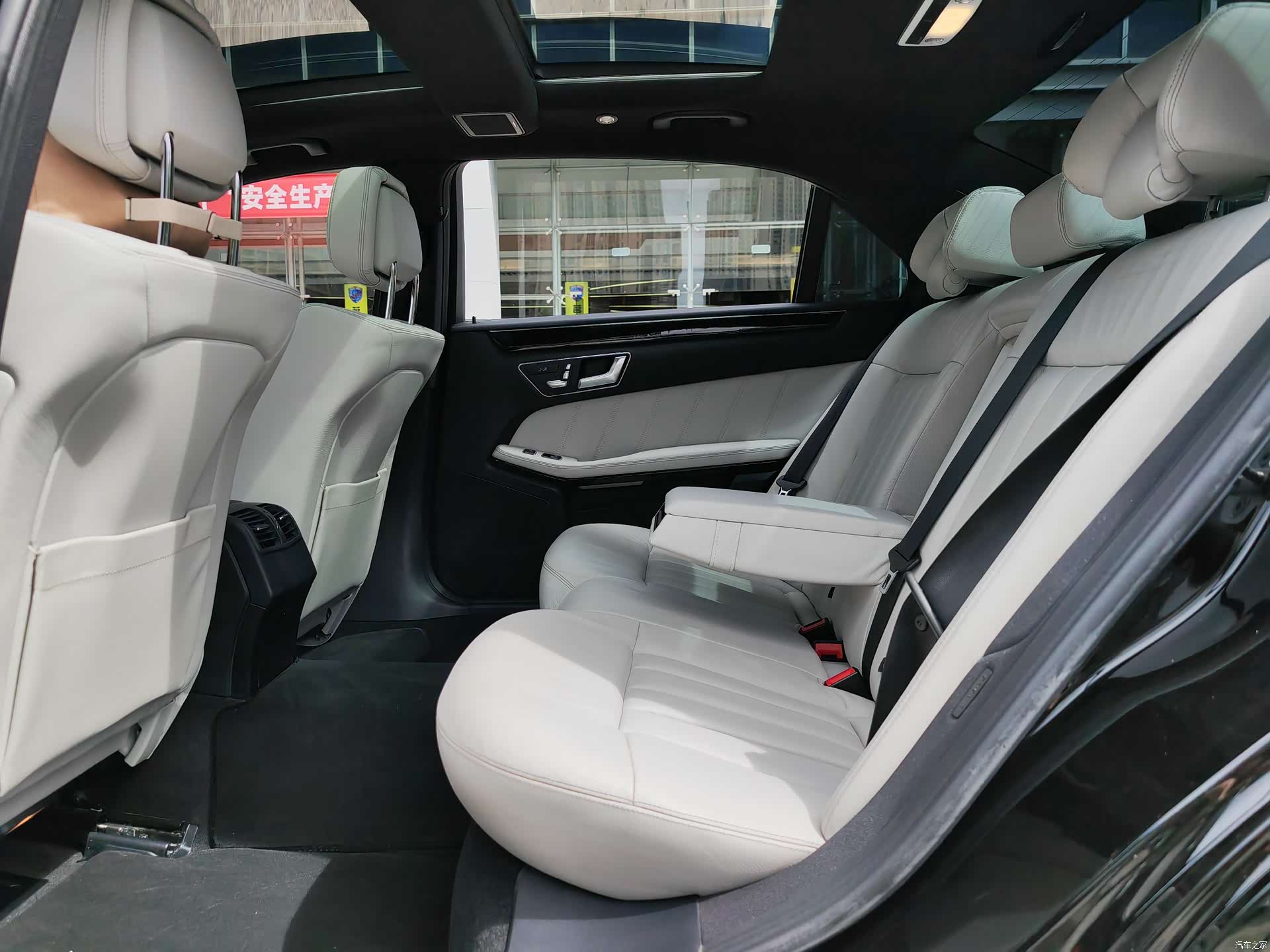 Mercedes-Benz E-Class, 2014 7