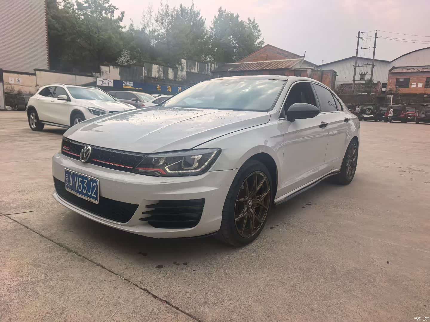 Volkswagen Lamando, 2016 1