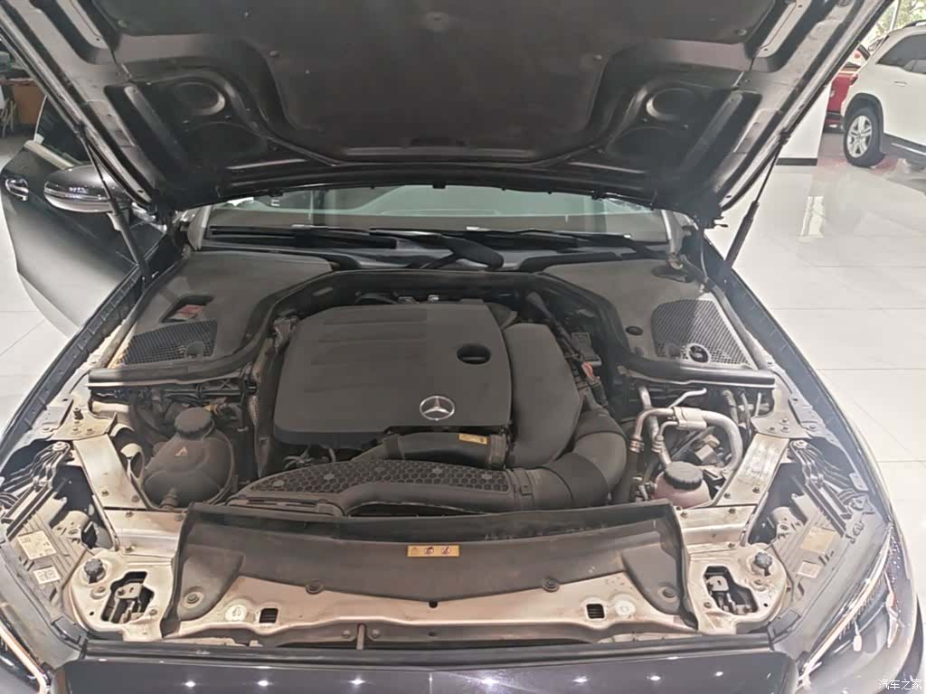 Mercedes-Benz E-Class, 2021 20