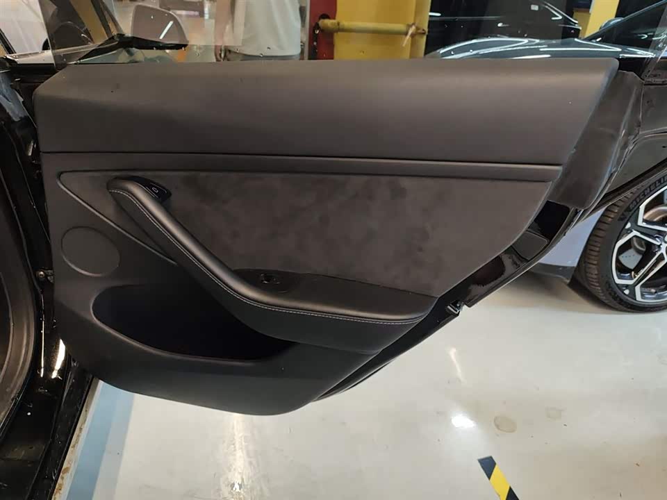 Tesla Model 3 Tesla Model 3