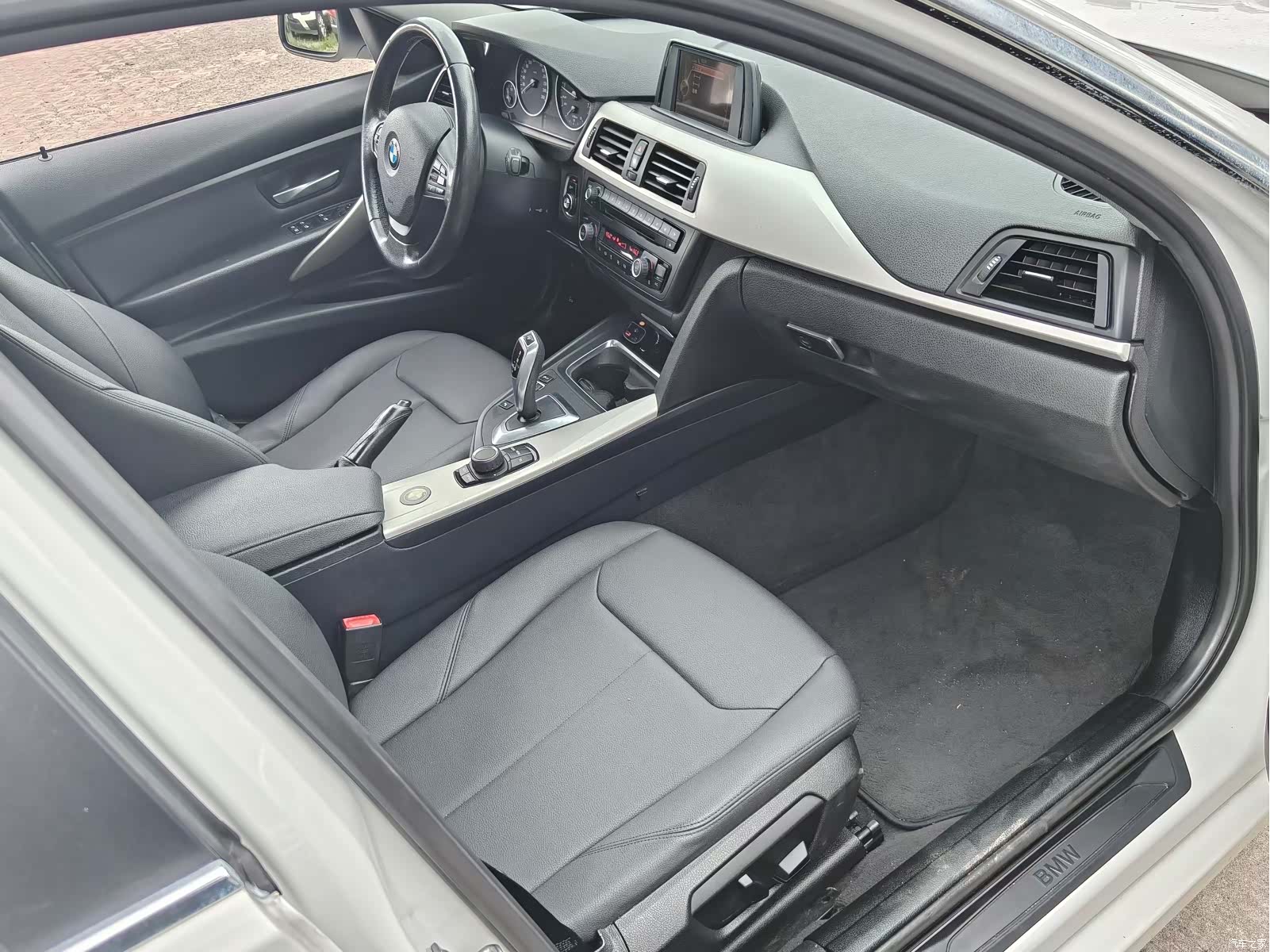 BMW 3 Series, 2015 9