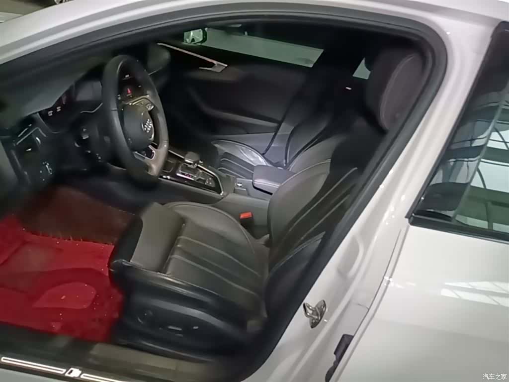 Audi A4L, 2023 15