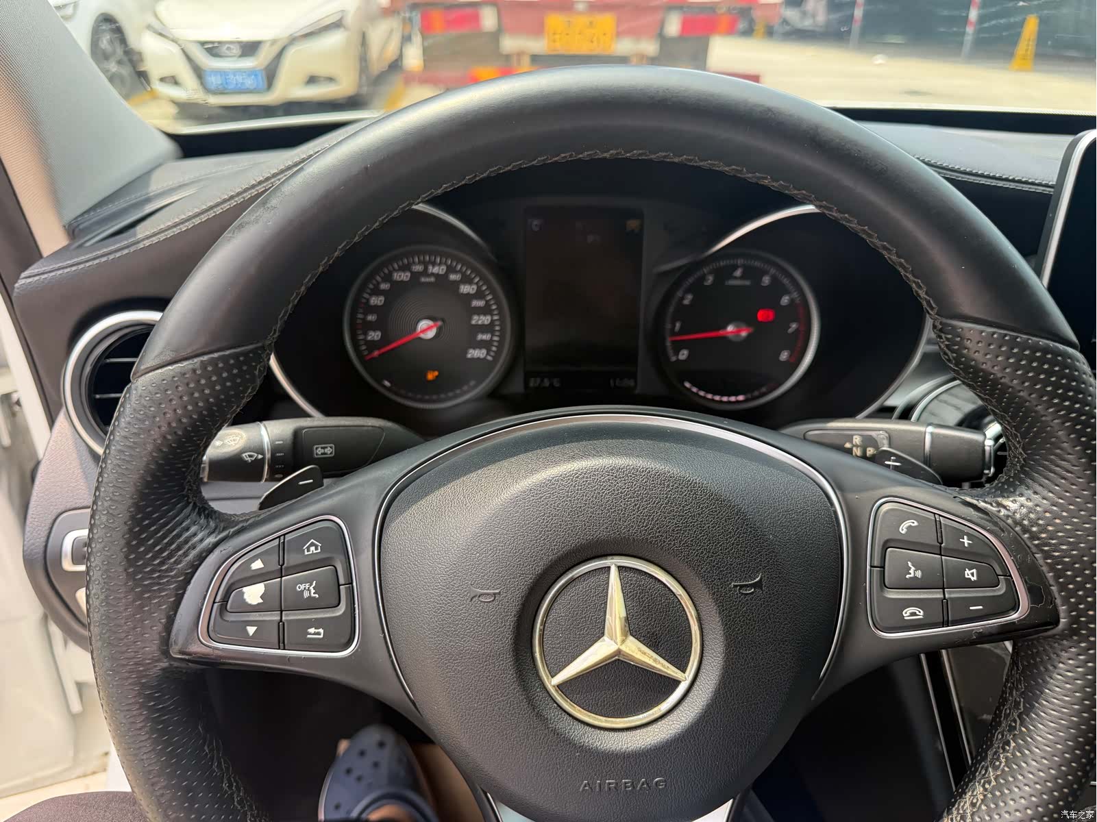 Mercedes-Benz C-Class, 2015 12