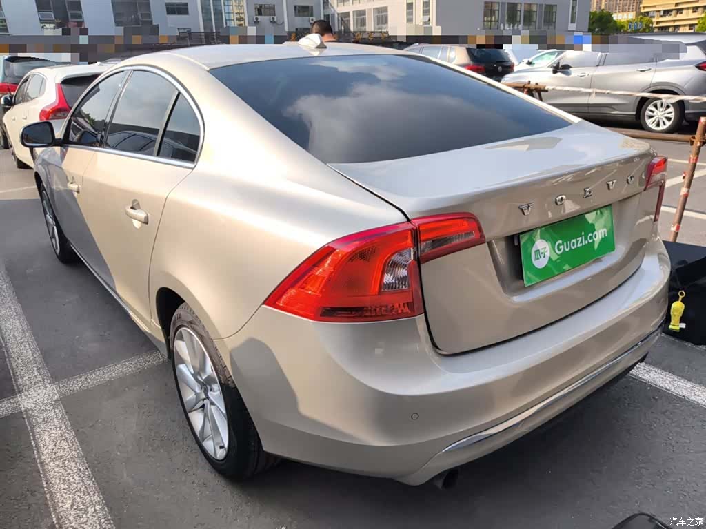 Volvo S60, 2017 все фото