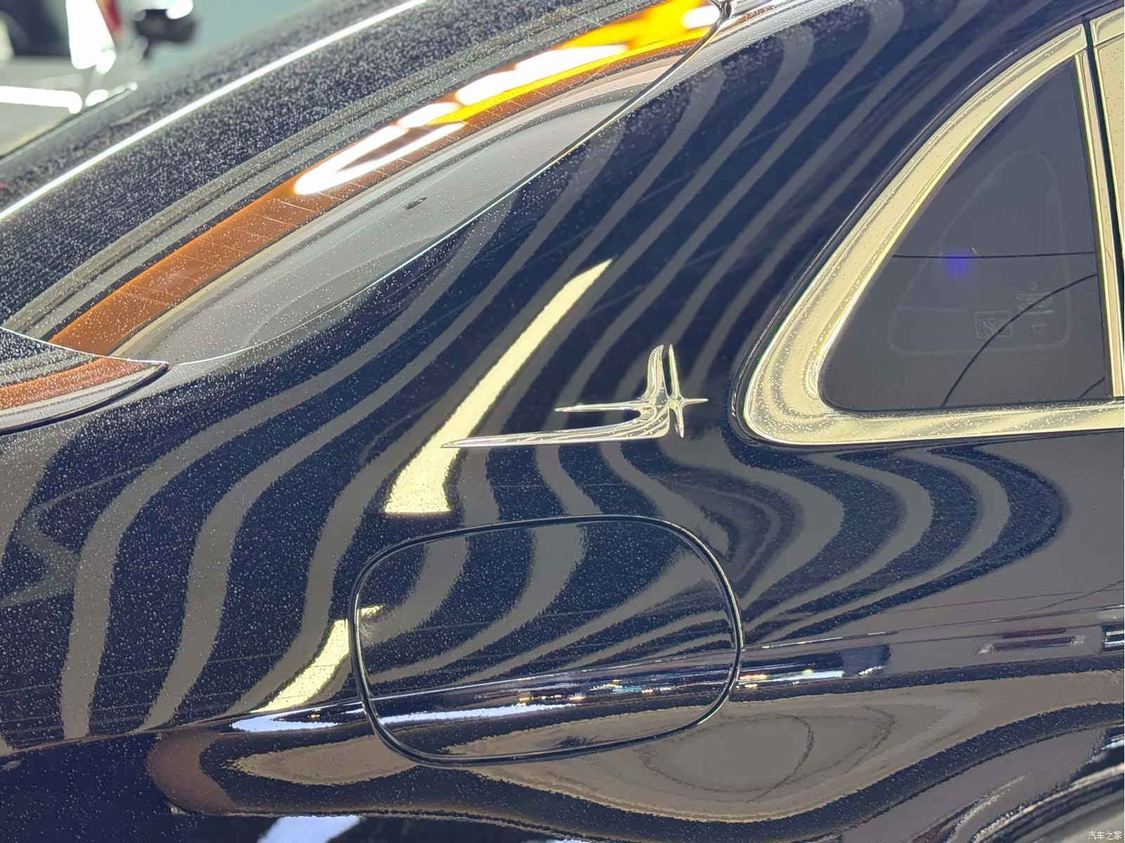 Mercedes-Benz E-Class, 2021 35