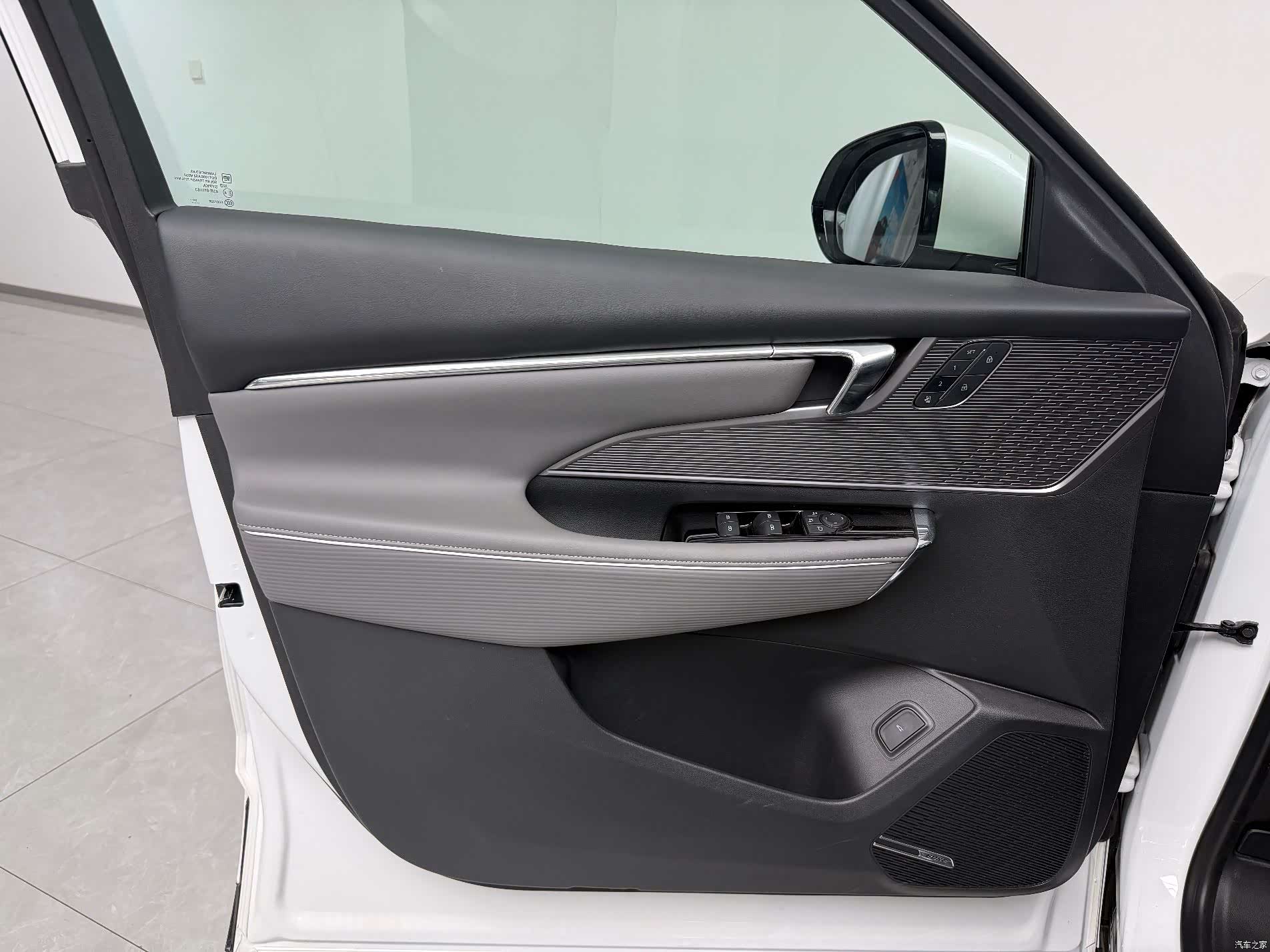 Buick E5, 2025 8