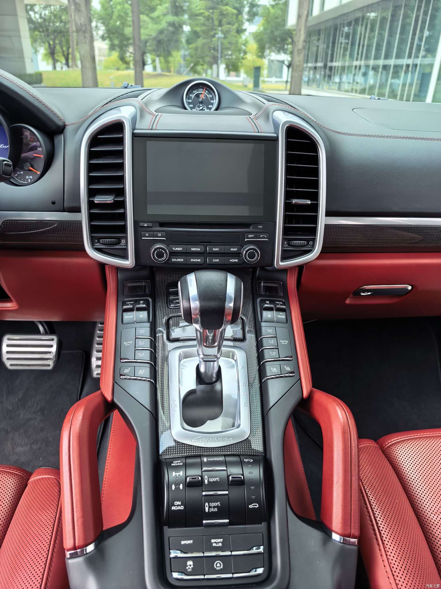 Porsche Cayenne, 2017 9
