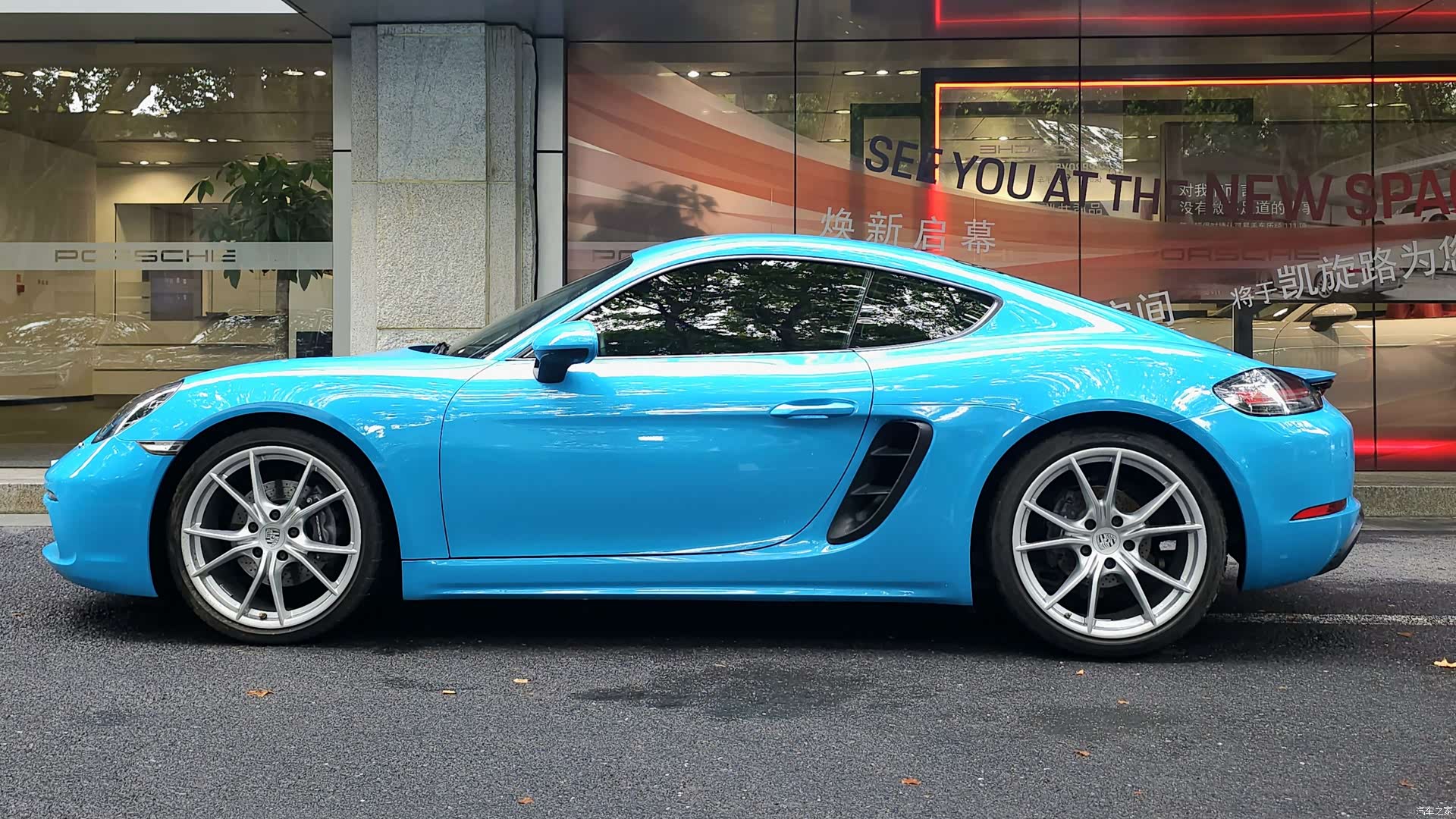 Porsche Cayman, 2019 3