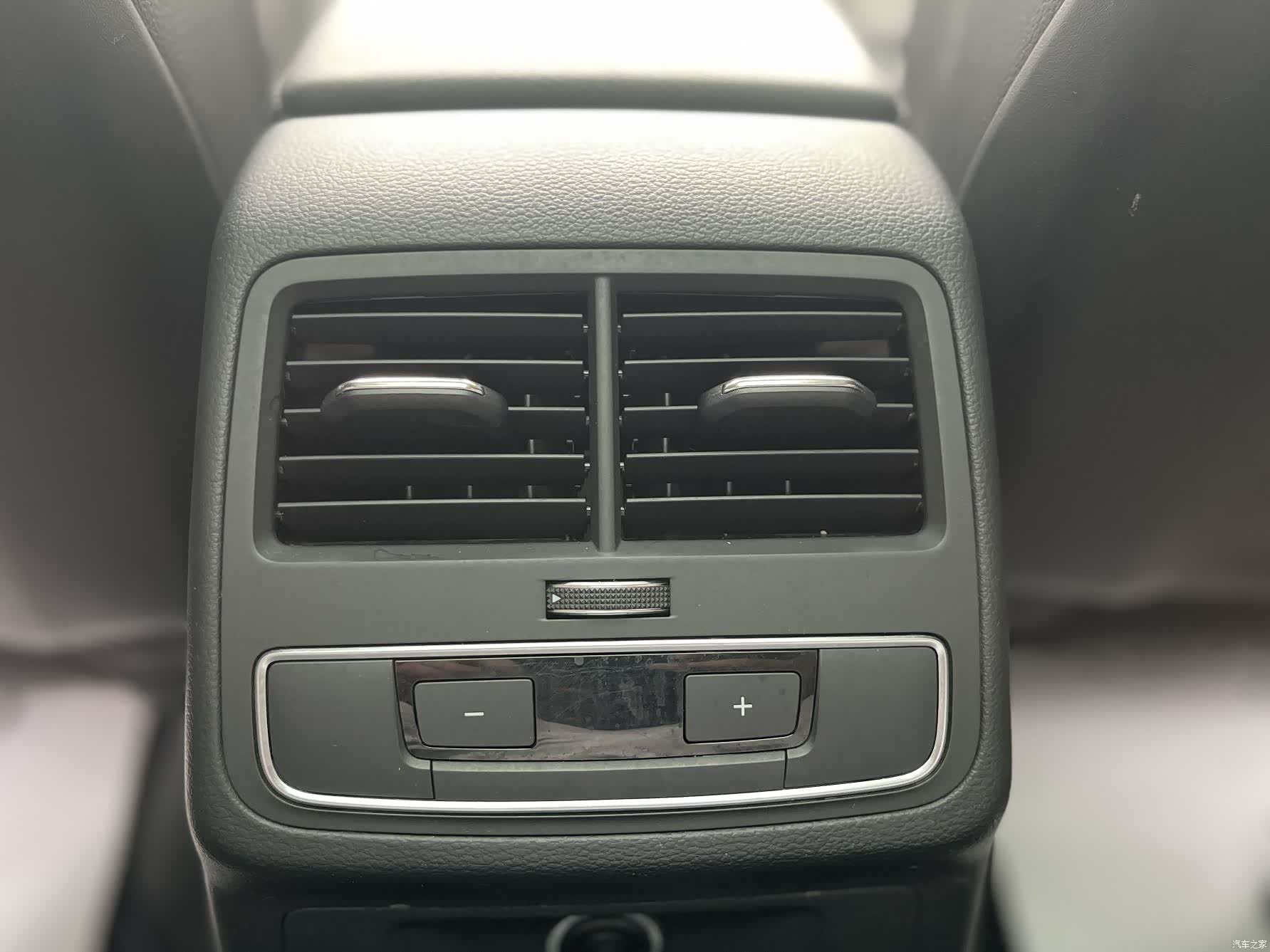 Audi A4, 2018 10