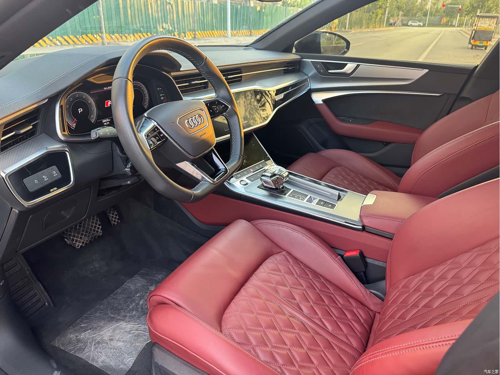 Audi A7L, 2023 4