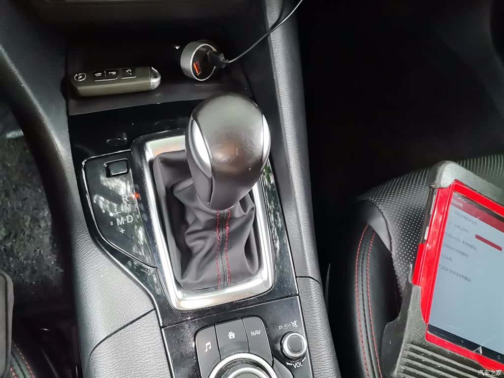 Mazda Mazda3, 2016 7