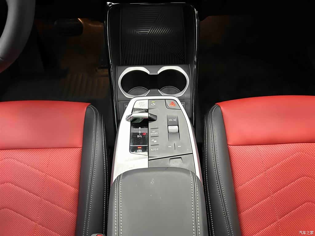 BMW X1, 2024 6