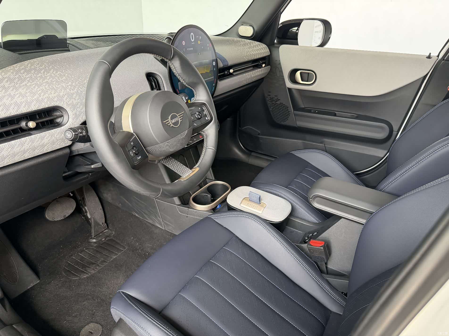 Mini Cooper, 2024 14