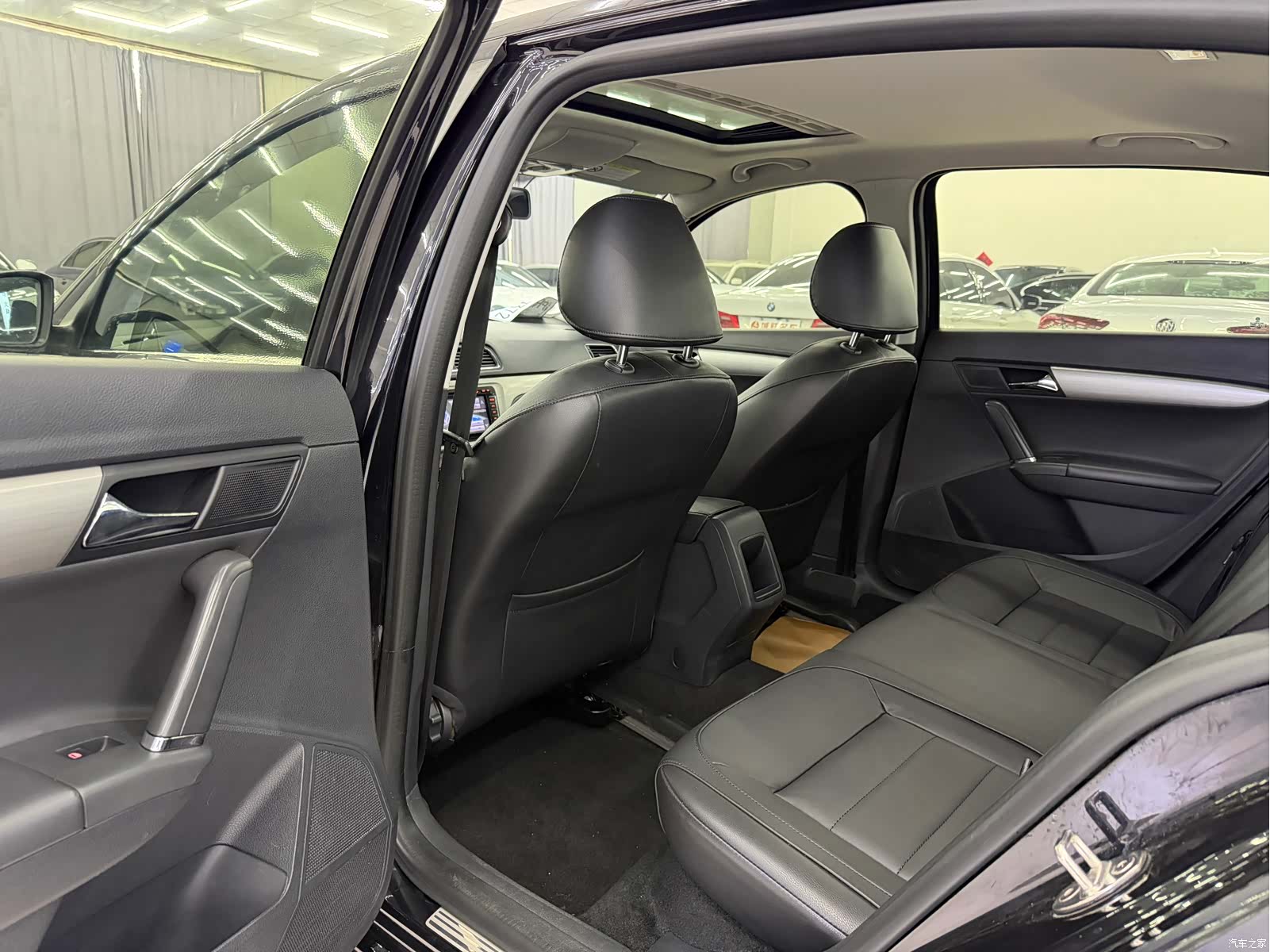 Volkswagen Lavida, 2016 все фото