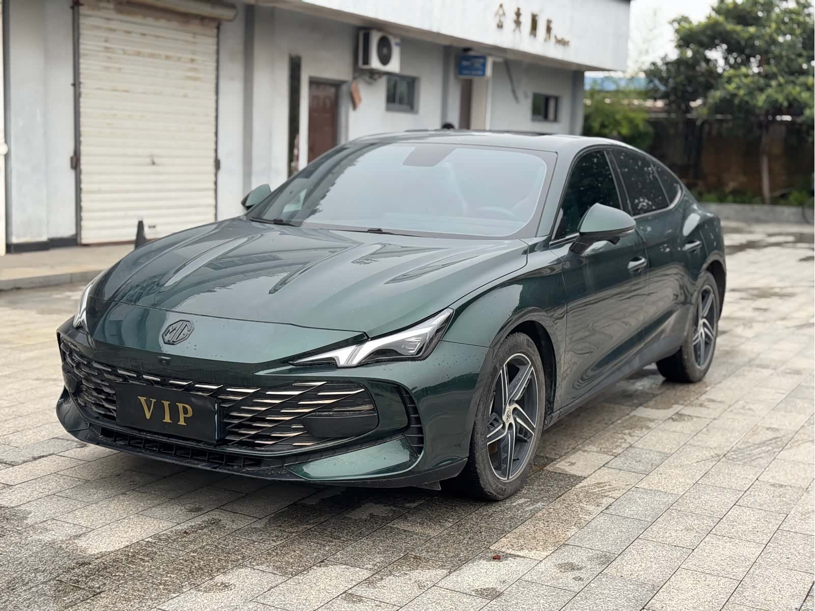 MG MG7