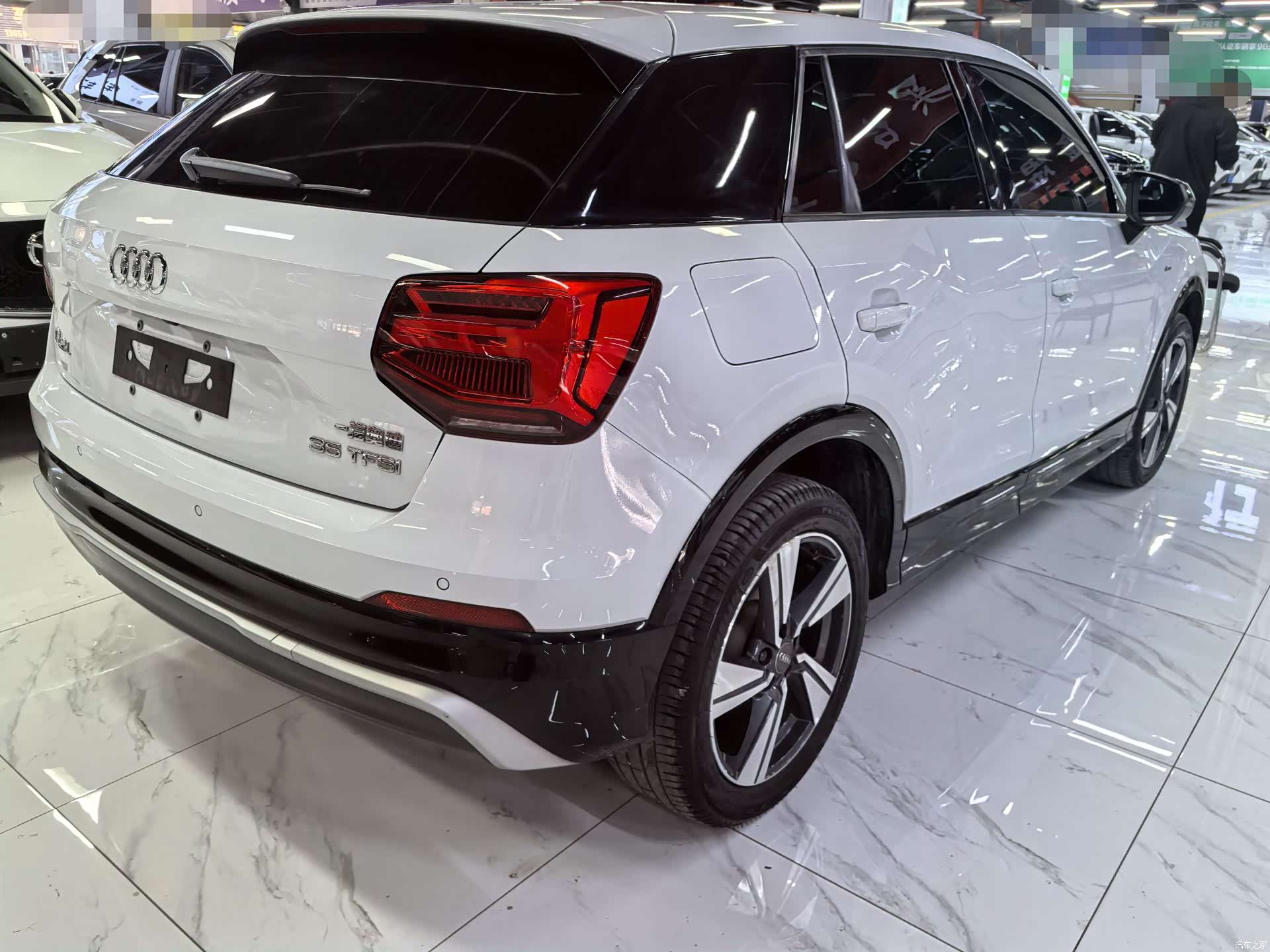 Audi Q2L, 2020 6