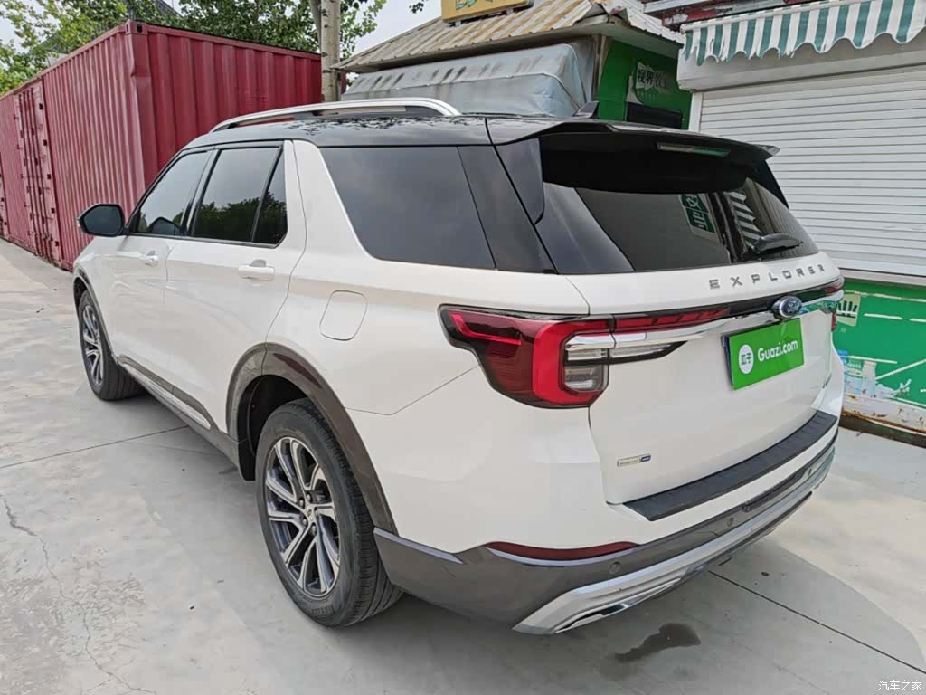 Ford Explorer, 2023 все фото