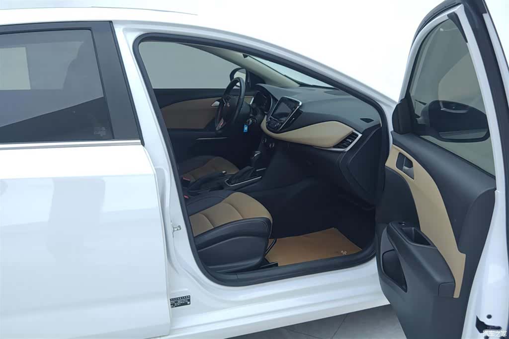 Chevrolet 320, 2022 8