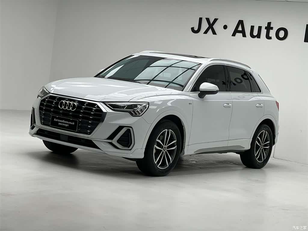 Audi Q3, 2022 1